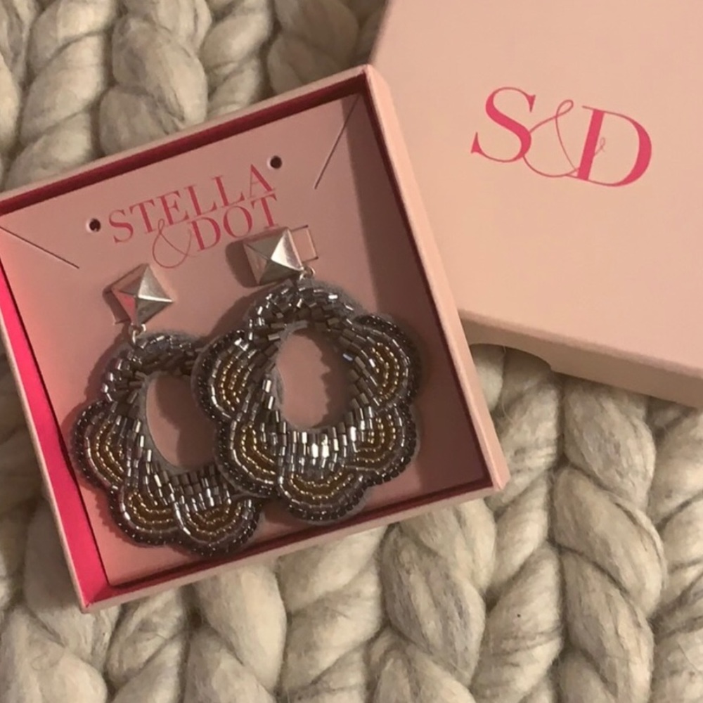 Stella & Dot | Black, Gray & Gold Hand Beaded Dove Statement Earrings - Picture 9 of 11